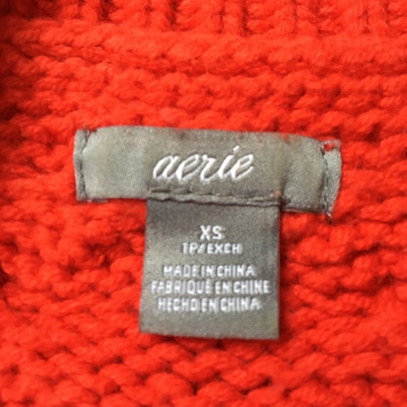 AE Loose Fit Red Sweater - Picture 2 of 4